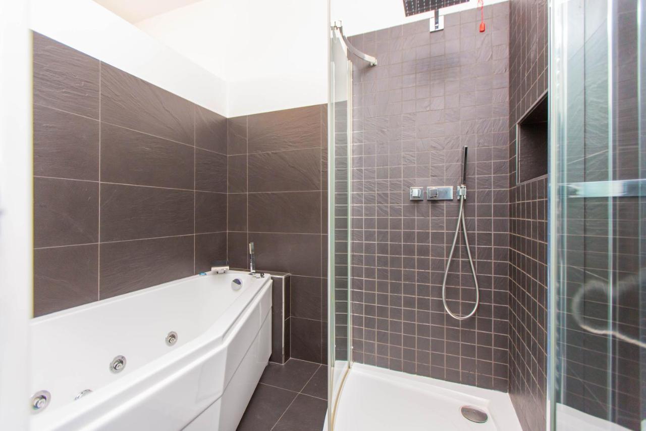 Al 4 Hotel Busto Arsizio Exterior photo